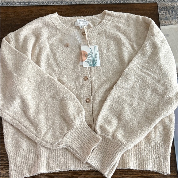 By The River Cozy Knit Button Front Cardigan Oatmeal Color NWT Size M - Picture 5 of 6